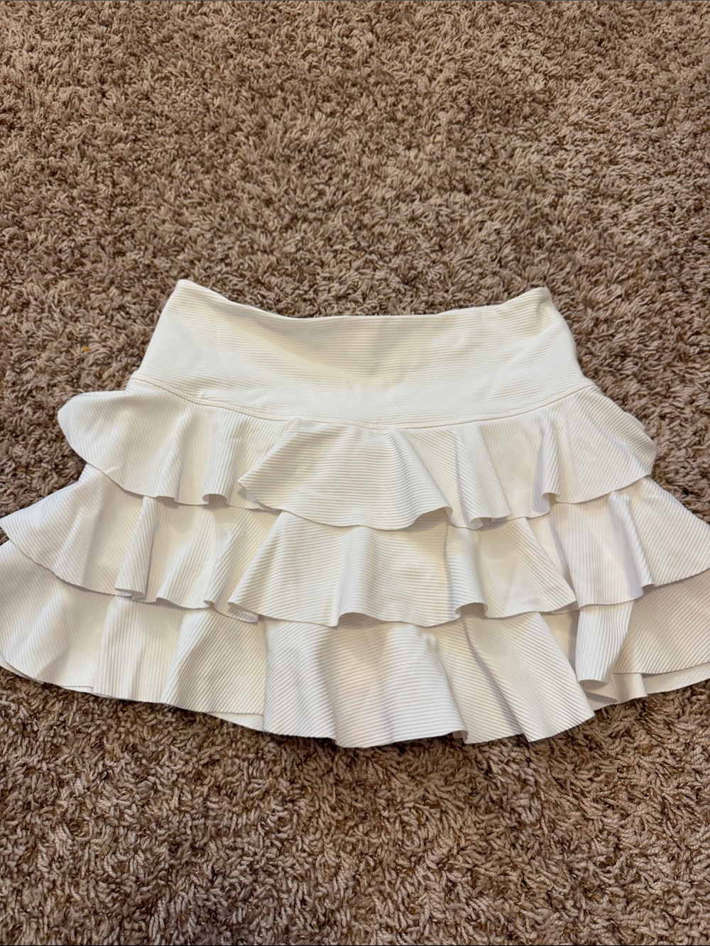 TCEC White Tiered Ruffle Mini Skirt